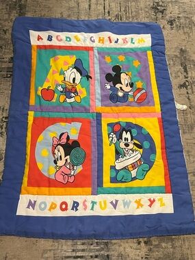 Disney Nursery Baby Blanket Crib Quilt Mickey Mouse 80s